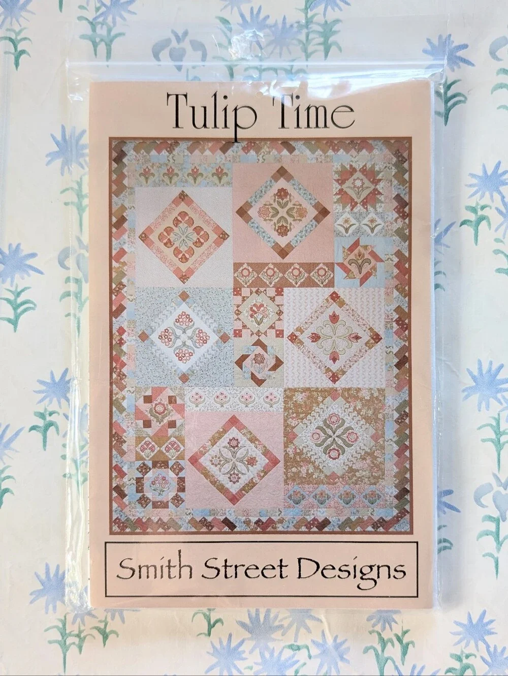 Street Smith Designs Tulip Time Quilt Pattern Embroidery Applique Designs CD